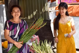 Mùng 2 đi chợ đầu Xuân