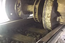 Tàu SE3 trật bánh trên đèo Hải Vân, giao thông đường sắt ngưng trệ