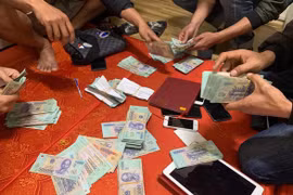 Phá đường dây cá độ, ghi số đề với số tiền 10 tỉ đồng/tháng