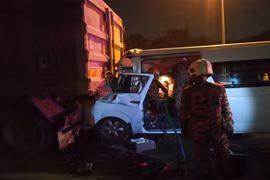 Tay vợt cầu lông số 1 thế giới gặp tai nạn kinh hoàng ở Malaysia