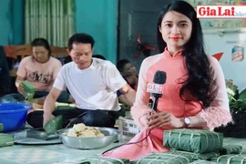 Nồi bánh chưng đêm 30 Tết