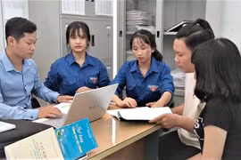 Thầy giáo trẻ đam mê nghiên cứu khoa học