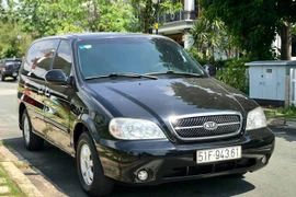 Kia Carnival 2009 - xe gia đình đi Tết giá hơn 200 triệu đồng