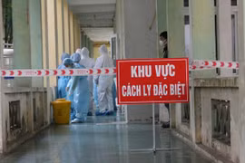 Sáng 14/9: Gần 1.100 ca Covid-19 nặng đang thở máy và ECMO; Người tiêm đủ 2 mũi vaccine ở Long An được đi lại thế nào?