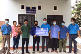 Kông Chro giúp đoàn viên Công đoàn an cư lạc nghiệp