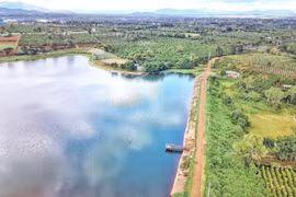 Khám phá "hồ trên núi"