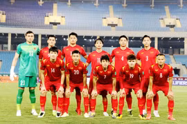 Thầy Park triệu tập 32 cầu thủ tuyển Việt Nam chuẩn bị đấu tuyển Trung Quốc
