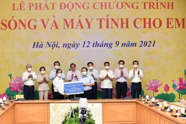 Mỗi chiếc máy tính cho đi có thể cứu giúp cả một cuộc đời