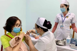 Tiếp nhận thêm 11.700 liều vắc xin Pfizer