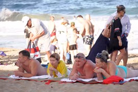 Khánh Hòa chuẩn bị 12 cơ sở đón khách du lịch