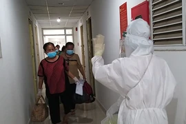 30 ngày trong bệnh viện dã chiến: Những người ở lại
