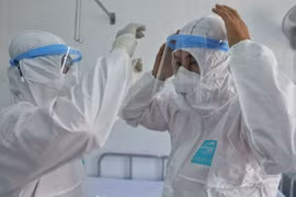 Sáng 25/9: Hơn 505.000 ca COVID-19 tại Việt Nam đã khỏi bệnh; Hà Nam thành lập Bệnh viện dã chiến số 1