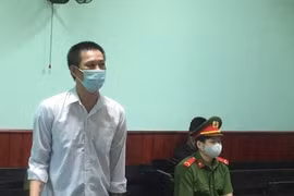 Ghen tuông vô cớ, người đàn ông giết vợ không hôn thú bằng 13 nhát dao