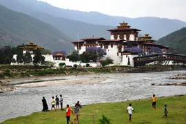 Từ Bhutan nghĩ về Tây Nguyên