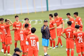 Thầy Park Hang-seo và mục tiêu kép cùng đội tuyển Việt Nam