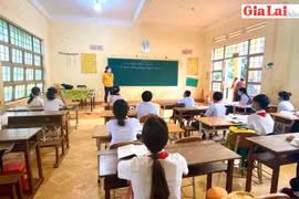 Gia Lai: Học sinh "vùng xanh" phấn khởi đến trường
