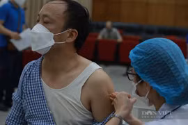 Đề nghị người tiêm đủ 2 mũi vaccine Covid-19 được đi lại: Thứ trưởng Bộ Y tế khuyến cáo gì?