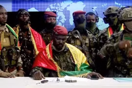 Đảo chính ở Guinea: Số phận của tổng thống vẫn chưa rõ