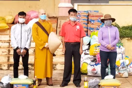 Chư Sê: Hơn 2.100 phần quà hỗ trợ người dân bị ảnh hưởng Covid-19