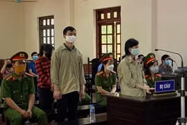 Nguyên trưởng đoàn thanh tra Bộ Xây dựng "vòi" tiền doanh nghiệp bị đề nghị 15-16 năm tù