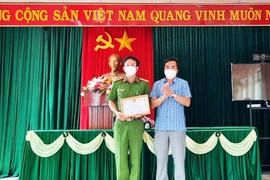 Pleiku khen thưởng 7 tập thể, cá nhân xuất sắc trong phòng-chống dịch