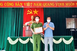 Pleiku khen thưởng 7 tập thể, cá nhân xuất sắc trong phòng-chống dịch