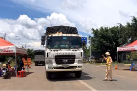 Gia Lai xử phạt 129 xe "luồng xanh" vi phạm quy định phòng-chống dịch