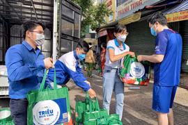 Fly To Sky thắp sáng tinh thần thiện nguyện