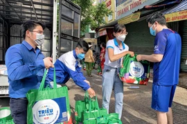 Fly To Sky thắp sáng tinh thần thiện nguyện