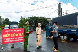 Pleiku: Đảm bảo lưu thông hàng hóa thuận lợi và an toàn phòng-chống dịch