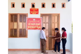 Kbang: Bàn giao 5 nhà "Đại đoàn kết" cho hộ nghèo