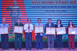 Ban Liên lạc những người tham gia hoạt động cách mạng trong các thời kỳ kháng chiến tỉnh Gia Lai kỷ niệm 10 năm Ngày thành lập