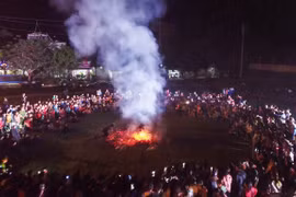 Lễ hội nhảy lửa của người Pà Thẻn ở Hà Giang