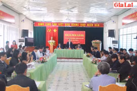 Bộ trưởng Bộ Giáo dục và Đào tạo Phùng Xuân Nhạ làm việc tại tỉnh Gia Lai