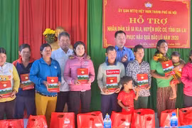 Hỗ trợ gần 150 triệu đồng cho người dân xã Ia Kla