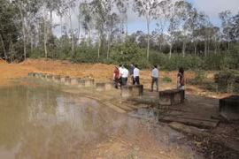 Báo động hồ, đập mất an toàn: Hiểm họa treo trên đầu