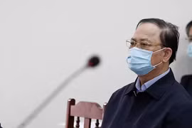 Nguyên thứ trưởng Nguyễn Văn Hiến xin hưởng án treo, Út "trọc" kêu oan