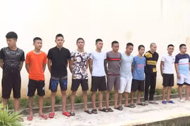 Mâu thuẫn trả tiền hát karaoke, 2 nhóm đuổi bắn nhau náo loạn