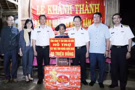 Tổng Công ty Tân cảng Sài Gòn tuyên truyền biển đảo gắn với an sinh xã hội