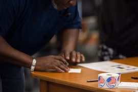 Bầu cử Mỹ: Thêm 6 bang vào cuộc quyết liệt vụ kiện của Texas