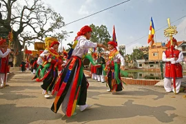 Làng trong phố