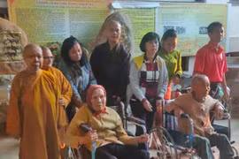 Chư Sê: Tặng 1.400 phần quà cho hộ nghèo đồng bào dân tộc thiểu số