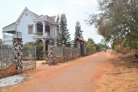 Khởi sắc Tơ Drăh