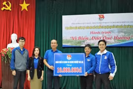 Đoàn Khối các Cơ quan và Doanh nghiệp tỉnh Gia Lai tổ chức hành trình "Vì biển, đảo quê hương"