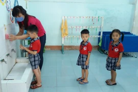 Sở Giáo dục và Đào tạo tỉnh Gia Lai phê bình các đơn vị chưa cài đặt, sử dụng hệ thống "An toàn Covid-19"