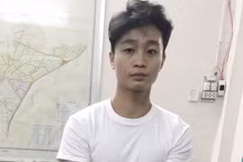 Bắt nhóm thanh niên sản xuất, lưu hành tiền giả, tàng trữ ma túy, súng