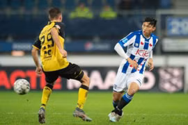 Cựu chủ tịch Heerenveen công khai chỉ trích thương vụ mua Đoàn Văn Hậu