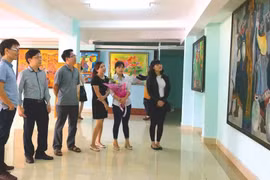 Nhà trưng bày, triển lãm nghệ thuật: Bao giờ tính đến?