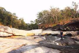 Sương phủ Ply Mung