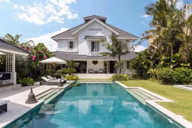 Biệt thự mang đậm phong cách nhiệt đới